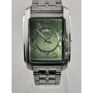 Mens Kenneth Cole New York Green Dial Day Date C275-05-KC3612 New Battery Runs